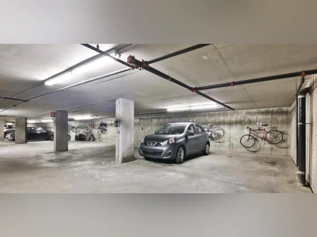 Condo ( loft ) @ Boisbriand thumbnail 10
