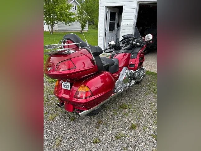 Moto à vendre thumbnail 3
