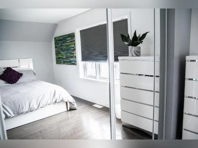 Chambre privée tout inclus à louer thumbnail 2