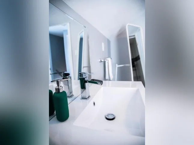 Chambre privée tout inclus à louer thumbnail 5