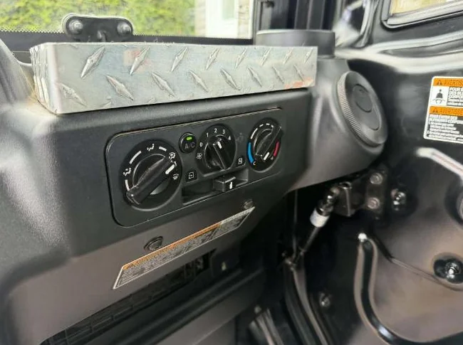 Kubota RTV 1100 2018 avec 908 heures à vendre thumbnail 7