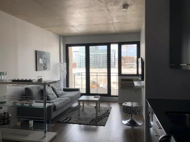 Condo tout meublé a Griffintown thumbnail 6