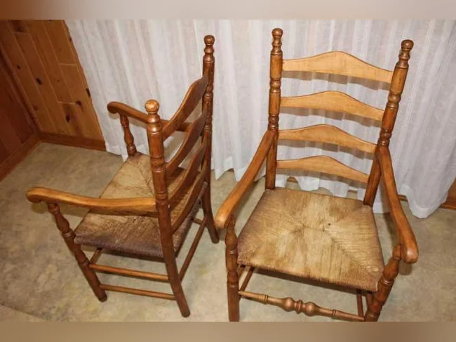 Chaises capitaines anciennes (1930) antique 25$ch, livrées thumbnail 3