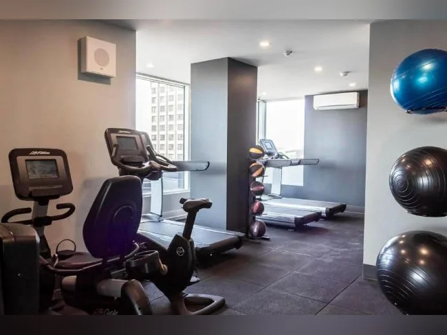 URGENT Lease Transfer Studio Apartment thumbnail 9