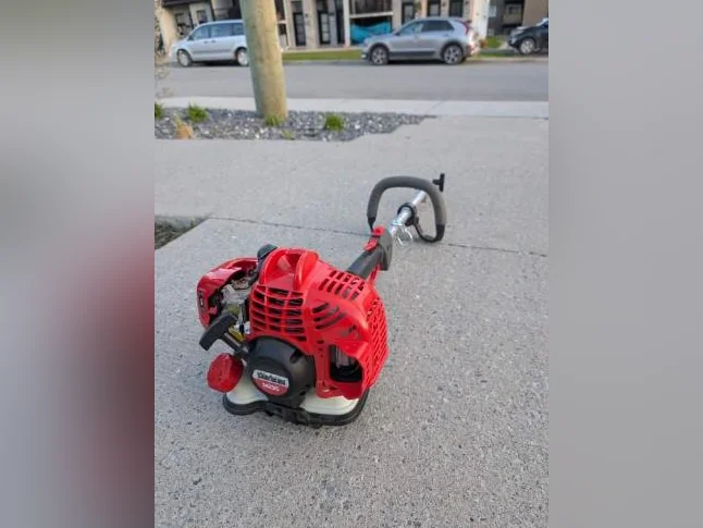 Multi-Outil Shindaiwa M235 - Coupe-Herbe, Balai mécanique, taille-haie, scie d'élagage