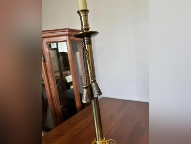Lampe de table thumbnail 2