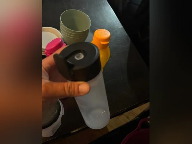Tupperware thumbnail 8