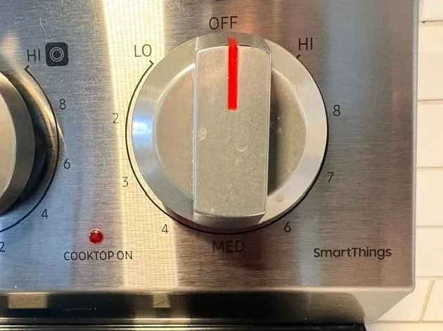 Cuisinière vitro céramique SAMSUNG Modèle Smart Things parfaite thumbnail 3