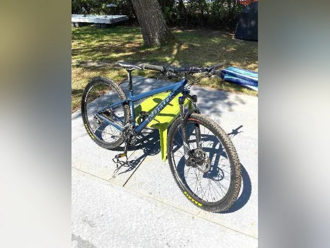 Kona Kahuna 2011 - 16" Comme neuf / Like new thumbnail 4