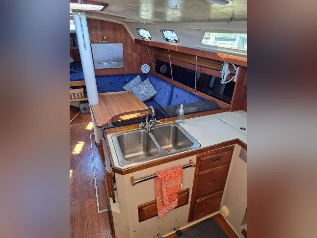 Voilier Catalina34 Mk1 1988 thumbnail 10