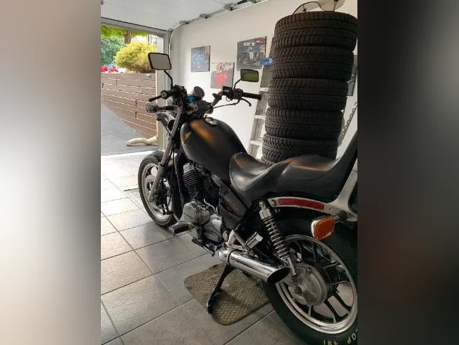 Honda shadow 500cc 85 état impecable thumbnail 2