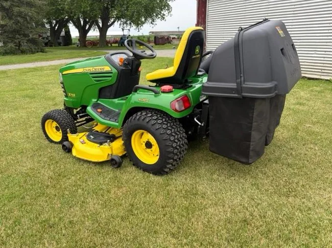 John Deere X749 thumbnail 2
