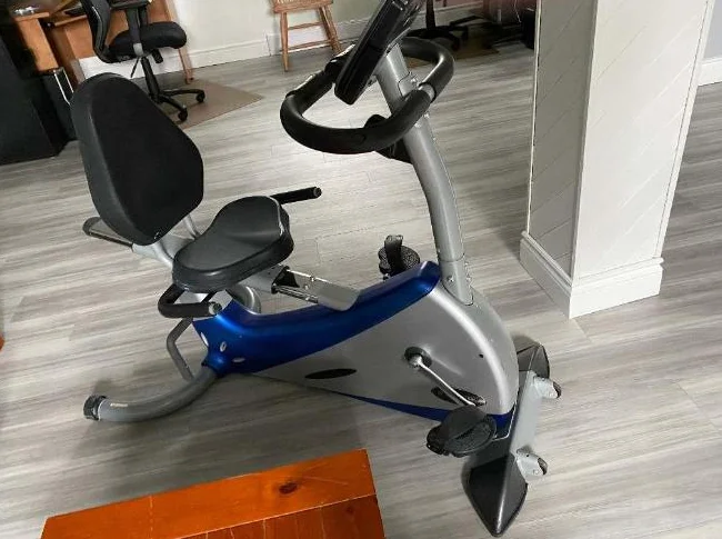 Bicyclette stationnaire très peu utilisé