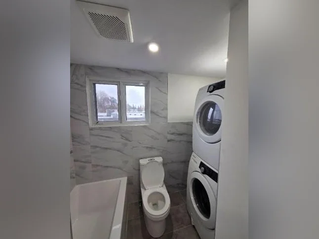 🏡 Appartement 5 ½ à louer – Secteur hôpital / cégep / écoles / UQTR – 1500 $/mois Trois-Rivières thumbnail 7