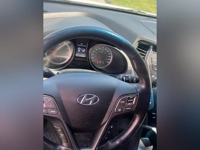 Hyundai Santafe sport 2014 thumbnail 8