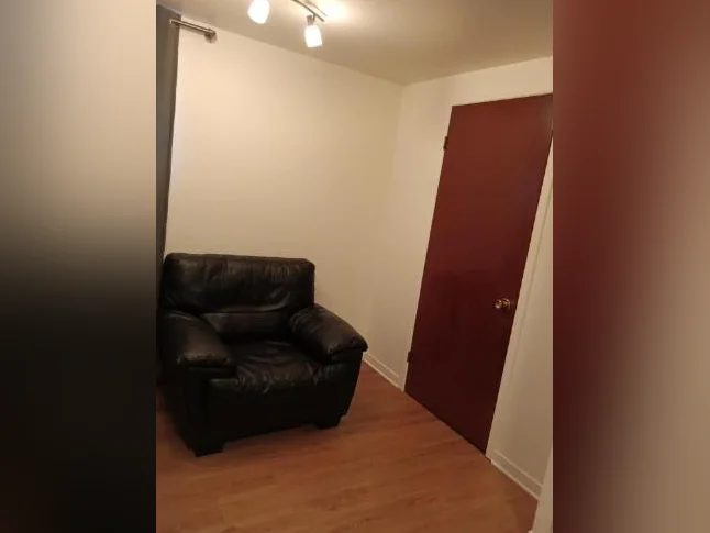 1 Chambre avec entrée indépendante thumbnail 3