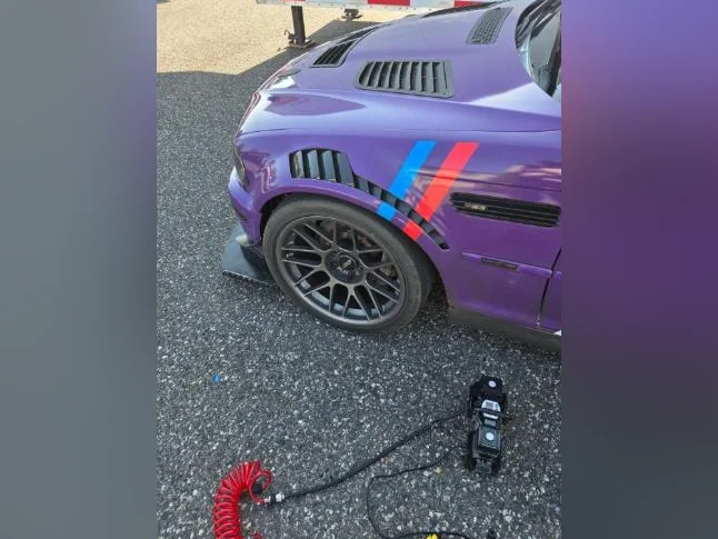 Auto de course BMW M3 thumbnail 6