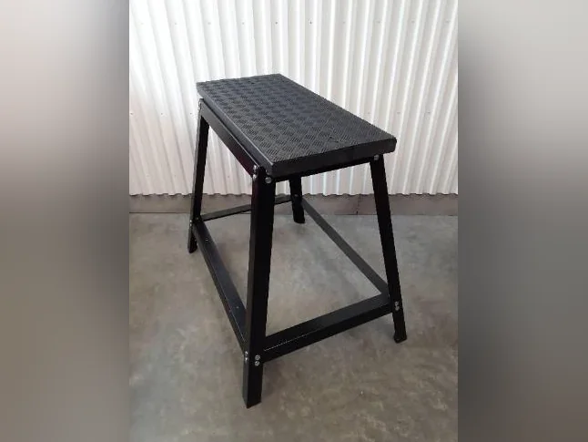 TABLE DE TRAVAIL thumbnail 3