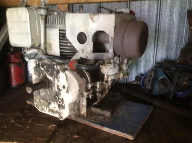Moteur Brigitte straton 11 hp