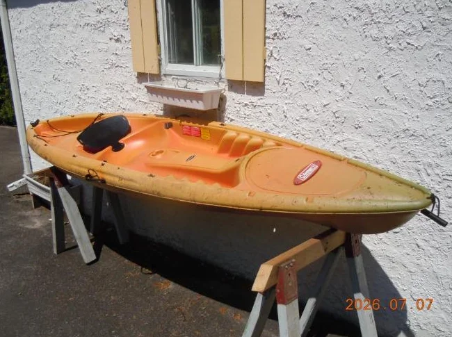 Kayak thumbnail 3