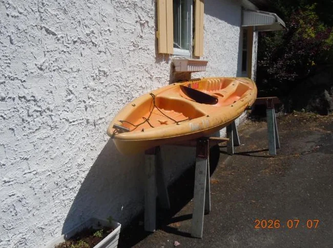 Kayak thumbnail 2