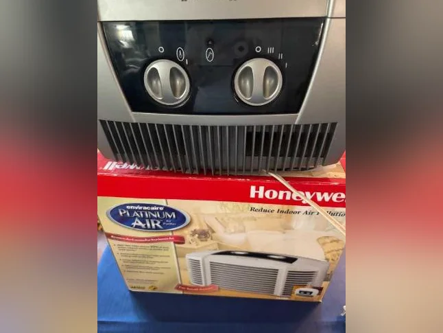 Air Purifier by Honeywell