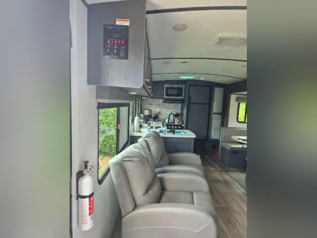 Roulotte Keystone Bullet premier 2022 29 pieds thumbnail 8