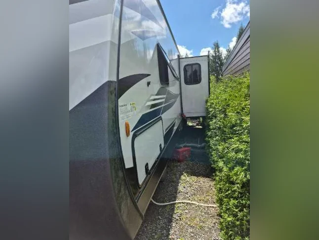 Roulotte Keystone Bullet premier 2022 29 pieds thumbnail 4