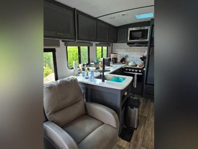 Roulotte Keystone Bullet premier 2022 29 pieds thumbnail 10
