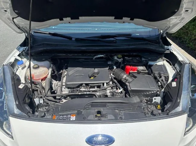 Ford Escape SE thumbnail 8