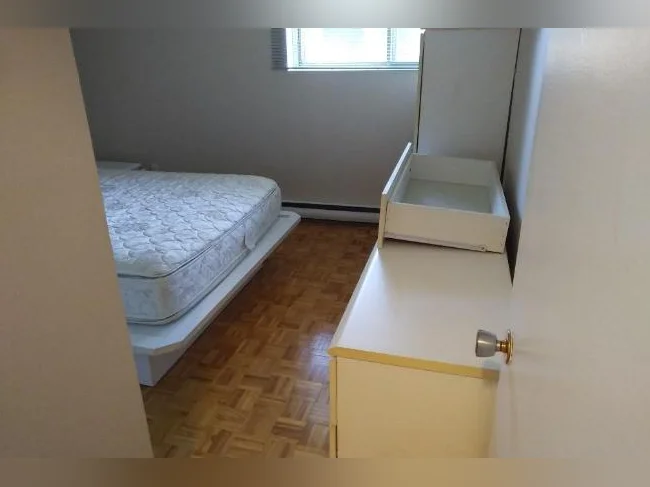 Appartement 3 1/2, Vimont, Laval thumbnail 2