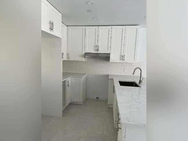 Grand 5 ½ entièrement rénové à Longueuil – Disponible maintenant! thumbnail 10