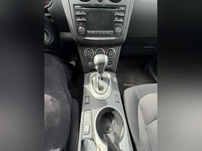 Nissan rogue 2011 thumbnail 8