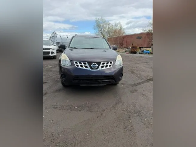 Nissan rogue 2011