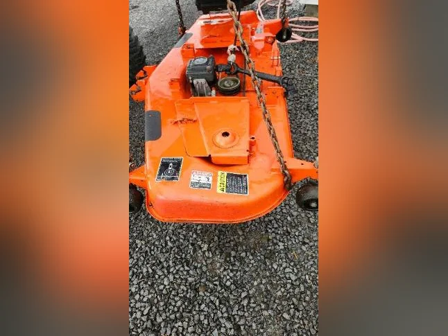 tondeuse kubota 60" pour tracteur compact thumbnail 2