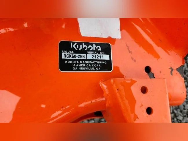 tondeuse kubota 60" pour tracteur compact thumbnail 4