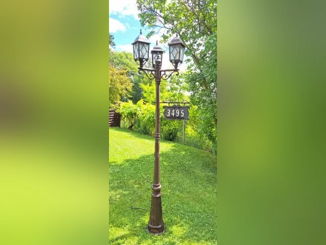LAMPADAIRE EXTÉRIEUR