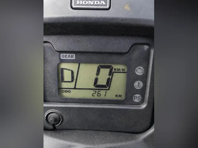 2023 Honda Rubicon de luxe 260km thumbnail 3