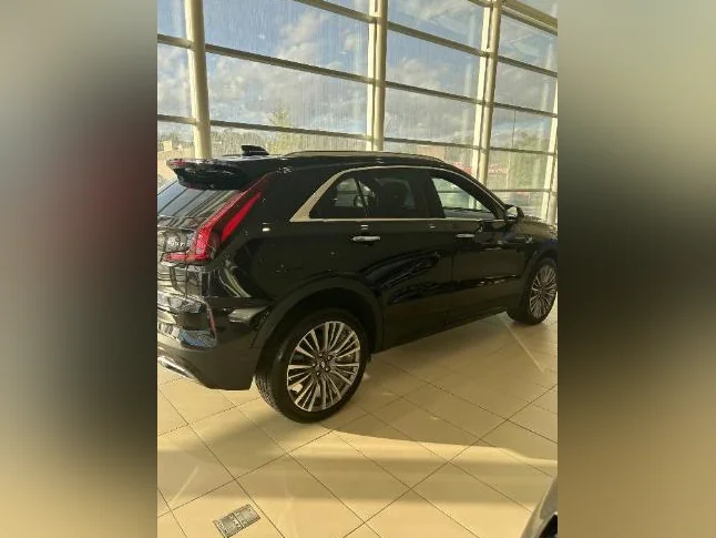 Cadillac XT4, 2024, Aubaine thumbnail 3