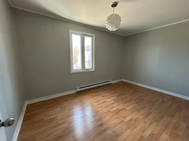 Logement à louer, 5 chambres à coucher thumbnail 5