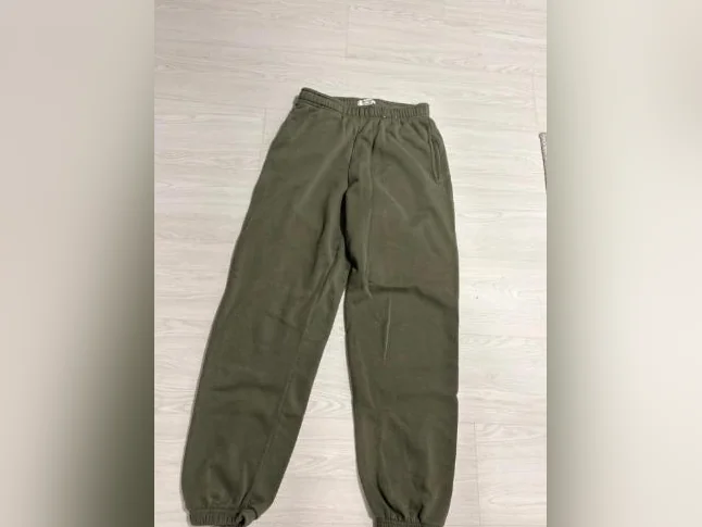 Ensemble jogging thumbnail 5