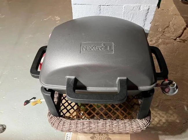 BBQ Nexgrill 1 brûleur et 10 000BTU