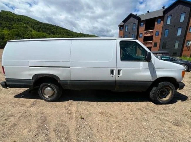 2006 Ford econoline e-250 thumbnail 2
