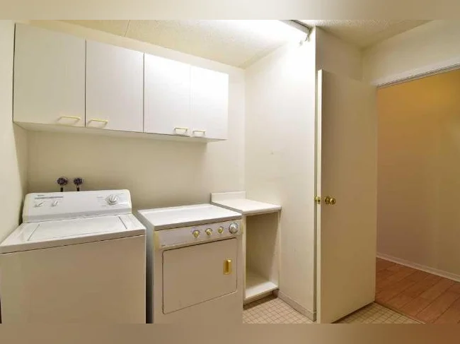 Grand condo 4 1/2 à louer à Pierrefonds thumbnail 9