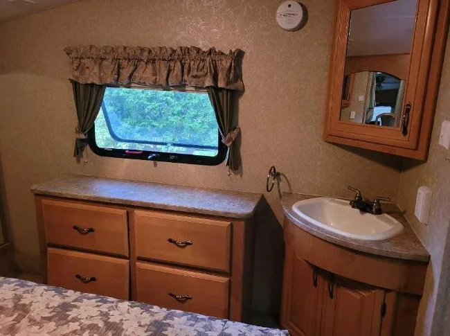 Roulotte Fifth Wheel 2008 thumbnail 4
