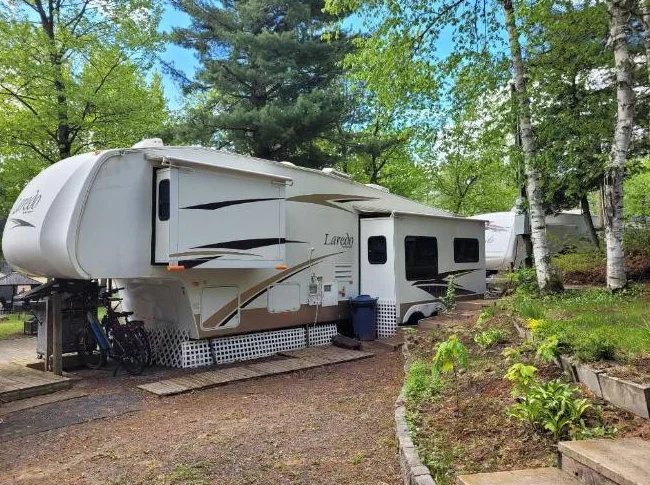 Roulotte Fifth Wheel 2008 thumbnail 2