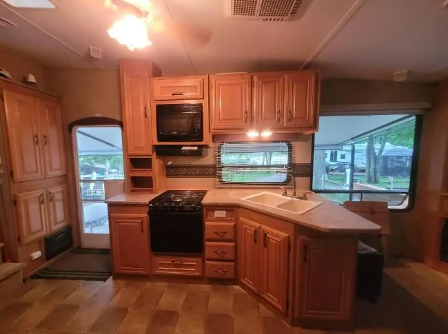 Roulotte Fifth Wheel 2008 thumbnail 8