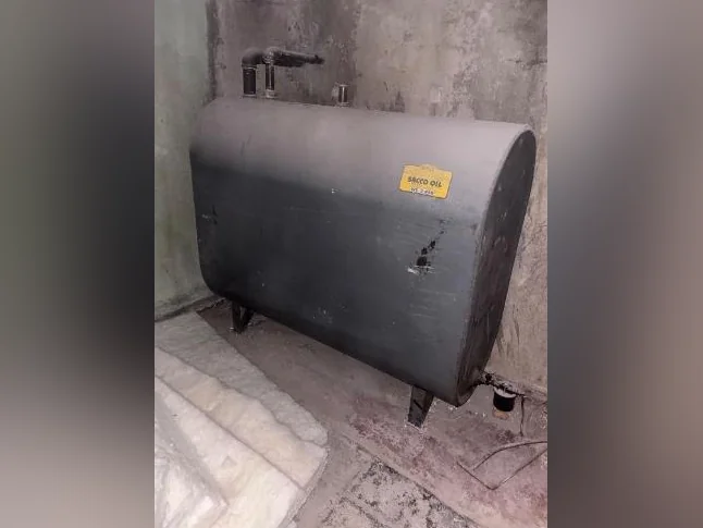 Réservoir huile en fonde