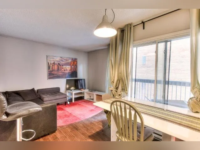 Appartement 4 et 1/2 toute inclus Métro Guy Concordia thumbnail 3