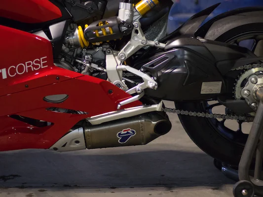 2013 Ducati Panigale 1199R - Red, 11,000 km thumbnail 4